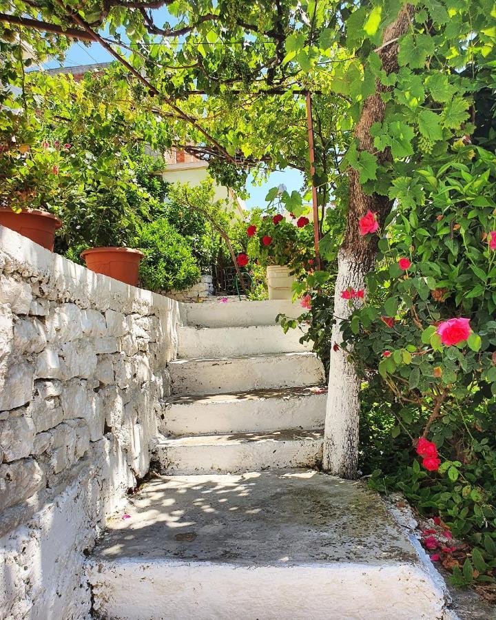 Meto Rooms Σαράντα Εξωτερικό φωτογραφία