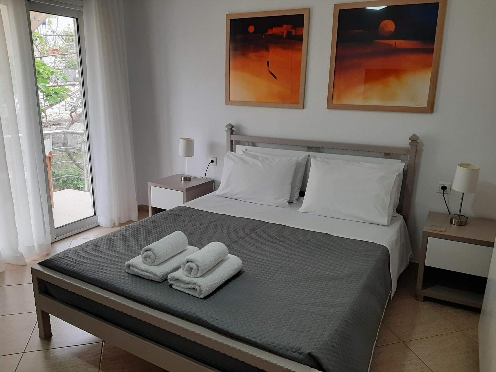 Meto Rooms Σαράντα Εξωτερικό φωτογραφία